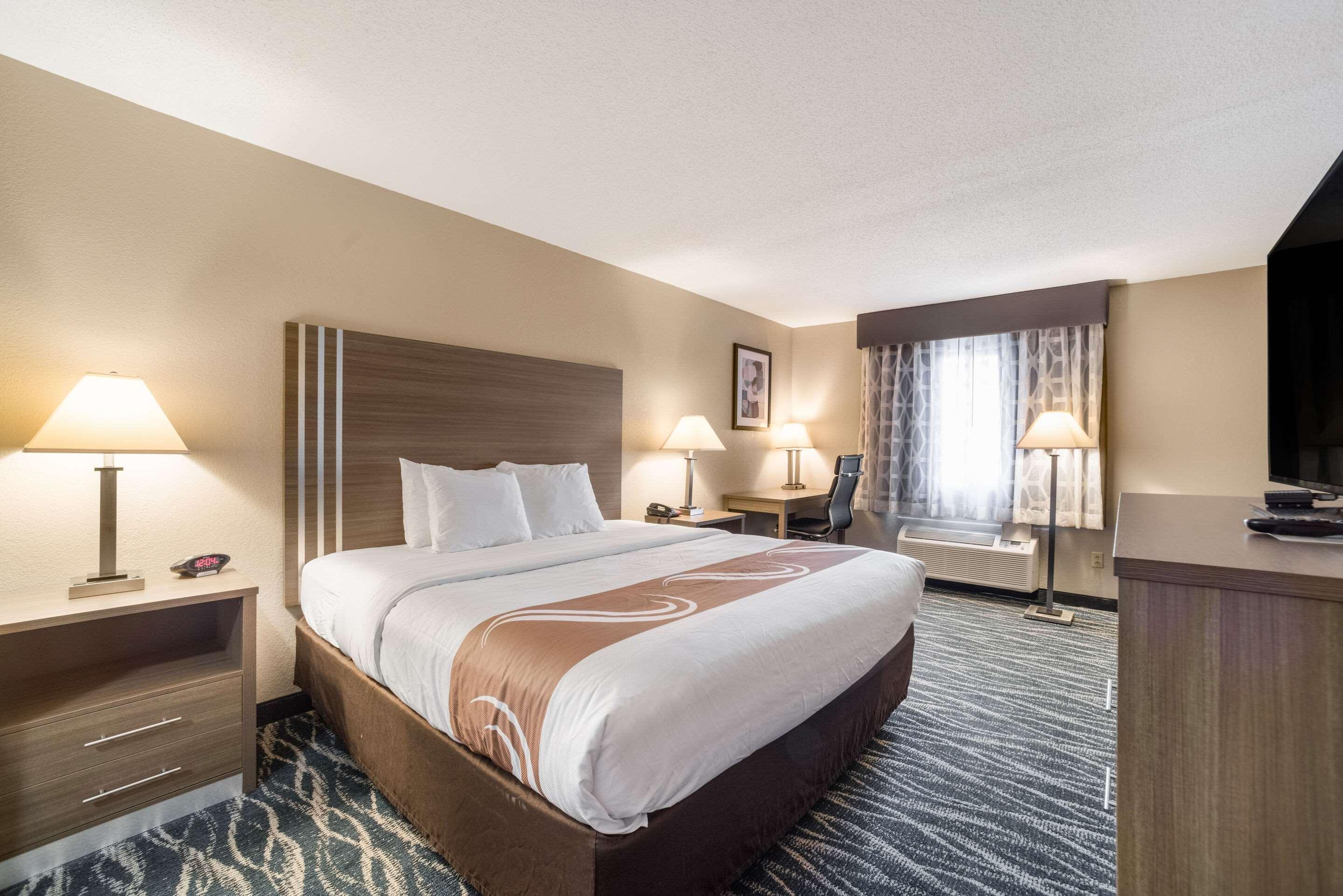 Quality Inn Effingham Bagian luar foto
