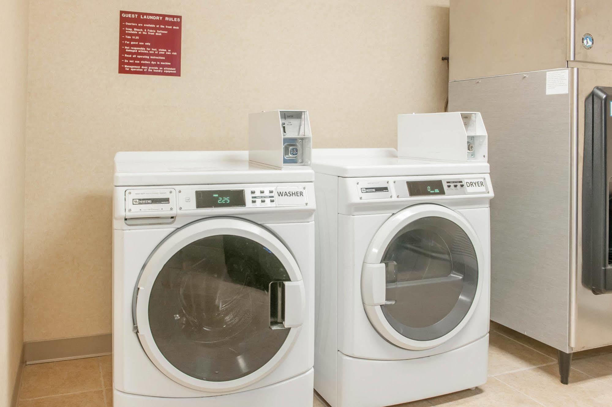 Quality Inn Effingham Bagian luar foto